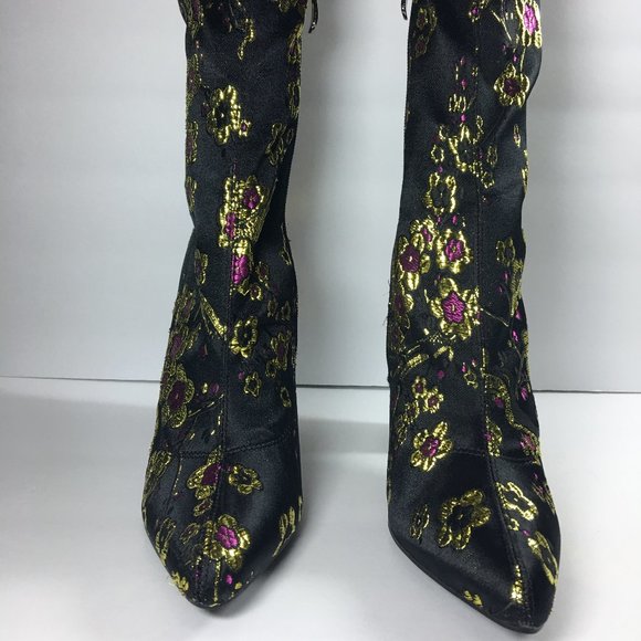Cape Robbin Women's Floral Fabric Sock Bootie 7 - Picture 2 of 11